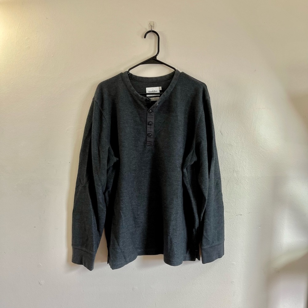 Goodfellow Men’s gray long sleeve